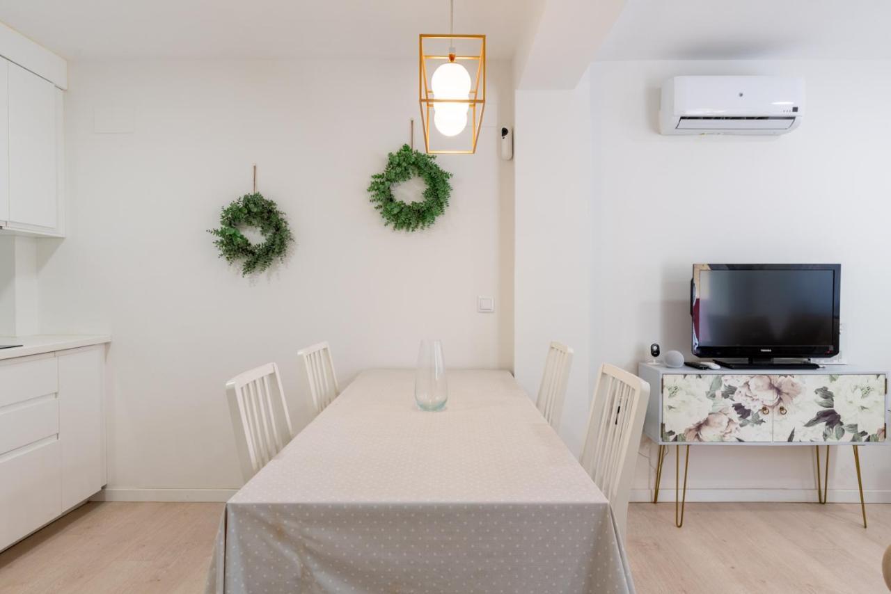 Appartamento Whitey Aparment In Triana Siviglia Esterno foto