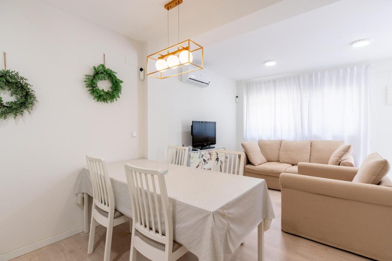 Appartamento Whitey Aparment In Triana Siviglia Esterno foto